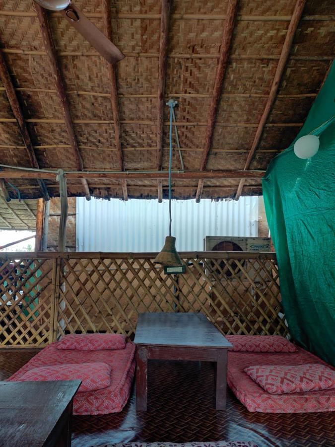 Is Well Homestay *